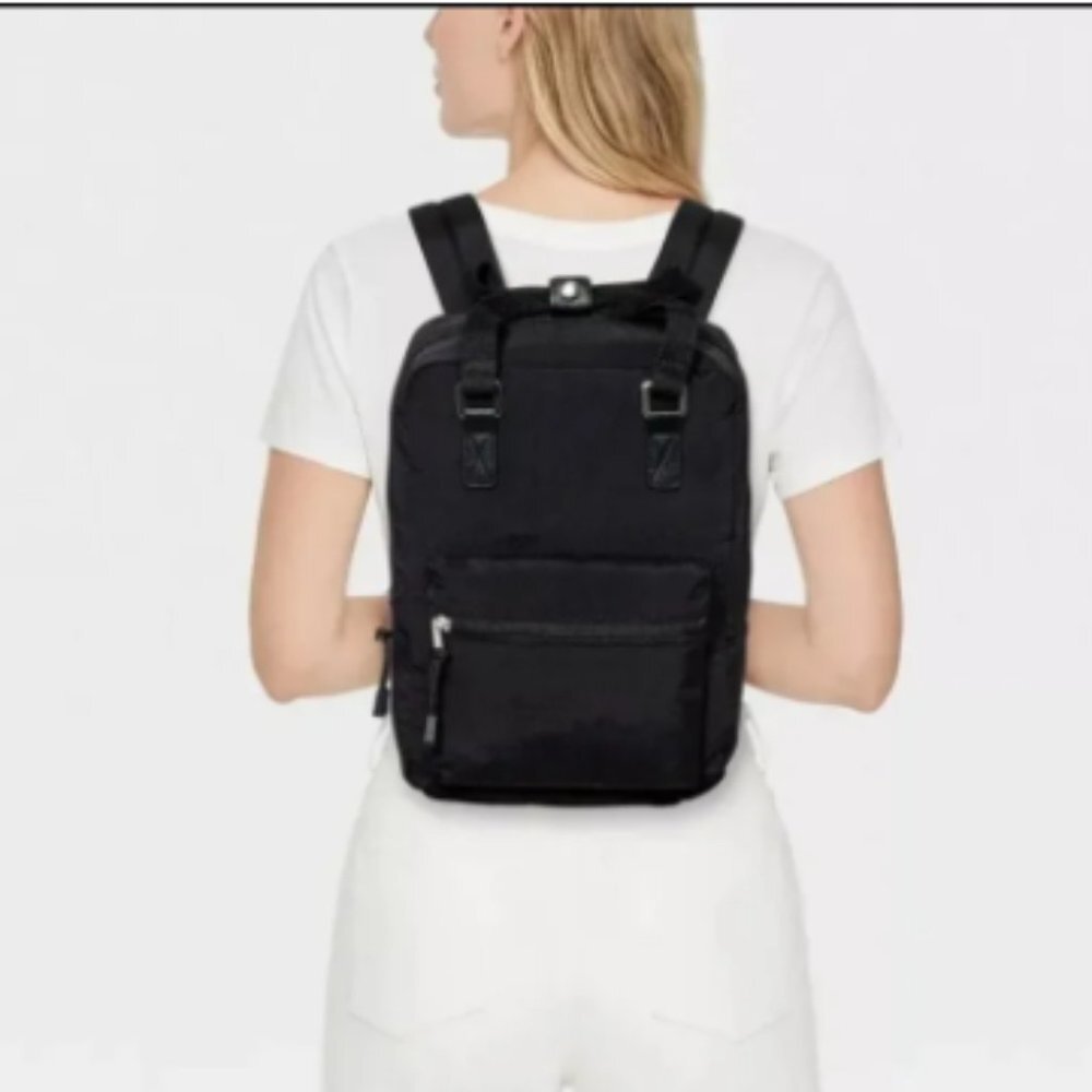 Small Square Backpack - Wild Fable Black
